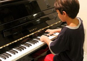 آموزش موسیقی کودکان طنین دلنواز